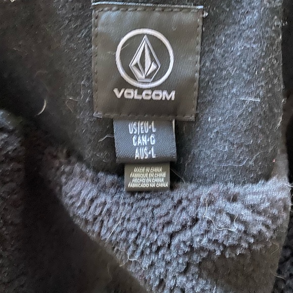 Volcom stone pea coat. Used like new no damage - Picture 3 of 4